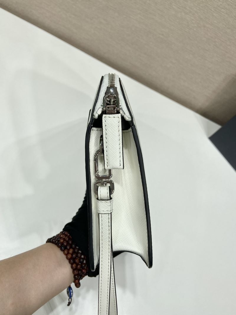 Pra*a wallets